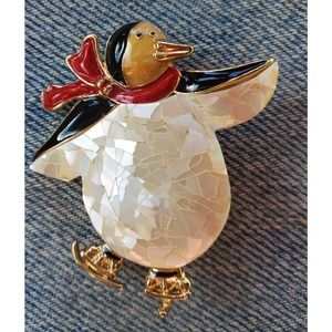 Lot of 2 vintages Penguin pin brooches -1990s